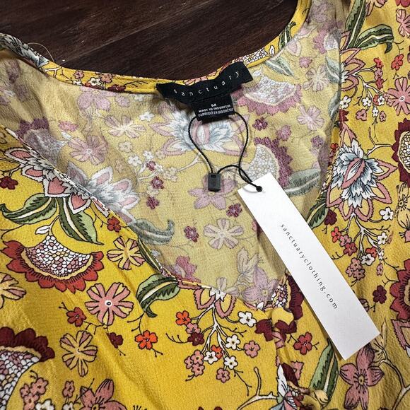 NWT Sanctuary Button Front Romper in Sunrays (Yellow Floral) Size Medium - Picture 4 of 6